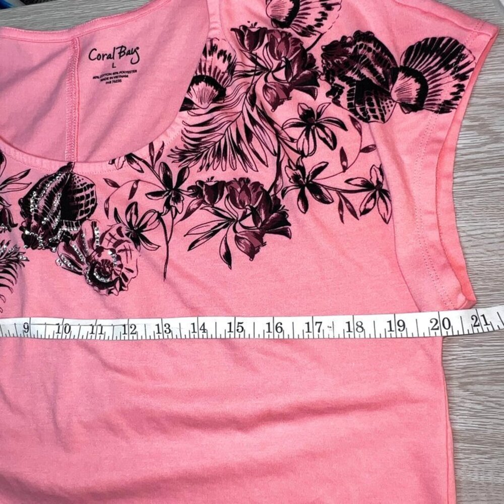 Coral Bay Blouse Womens L Peach Floral Seashell Silver Beaded Neck Short Sleeve - Picture 12 of 14